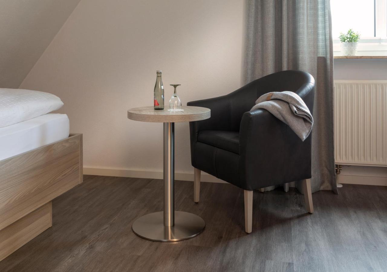 Hotel am Ludwigskanal Wendelstein Bagian luar foto