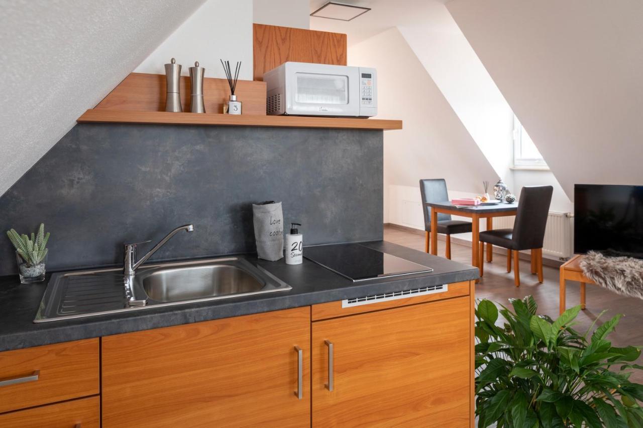 Hotel am Ludwigskanal Wendelstein Bagian luar foto
